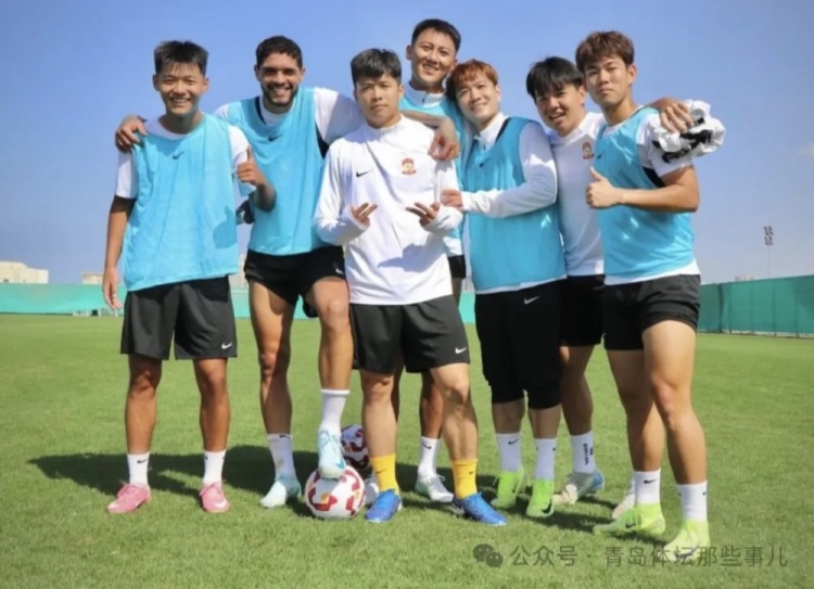 记者:刘小龙接近加盟青岛西海岸,正随队在迪拜拉练只差官宣